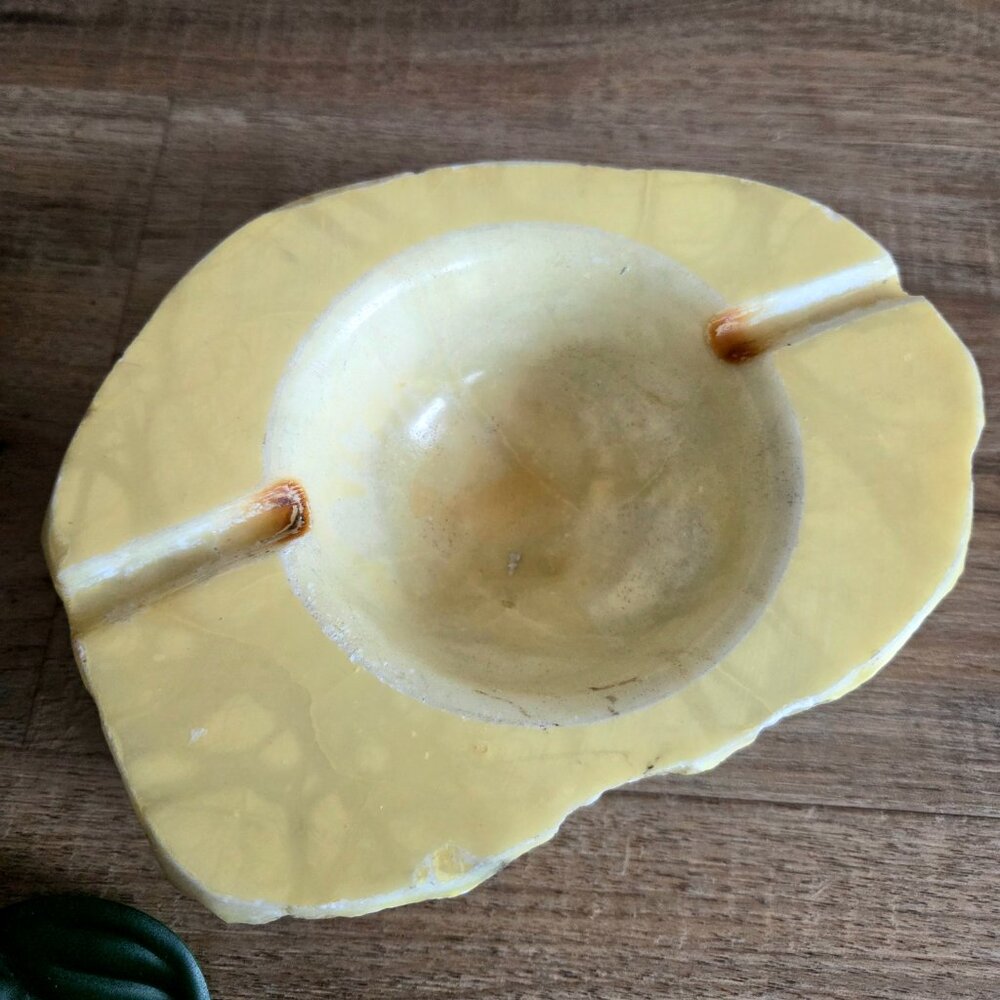 Vintage 1960s 1970s carved Alabaster stone ashtray. Midcentury MCM retro decor. - Picture 6 of 7